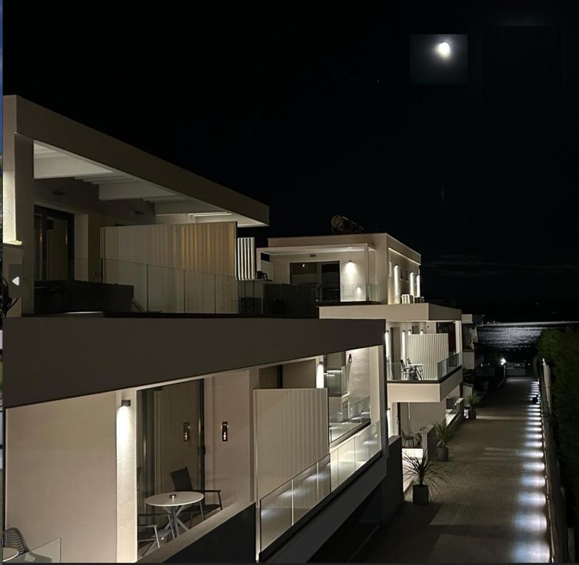 Sealuxe Living Aparthotel Nea Iraklitsa Exterior foto