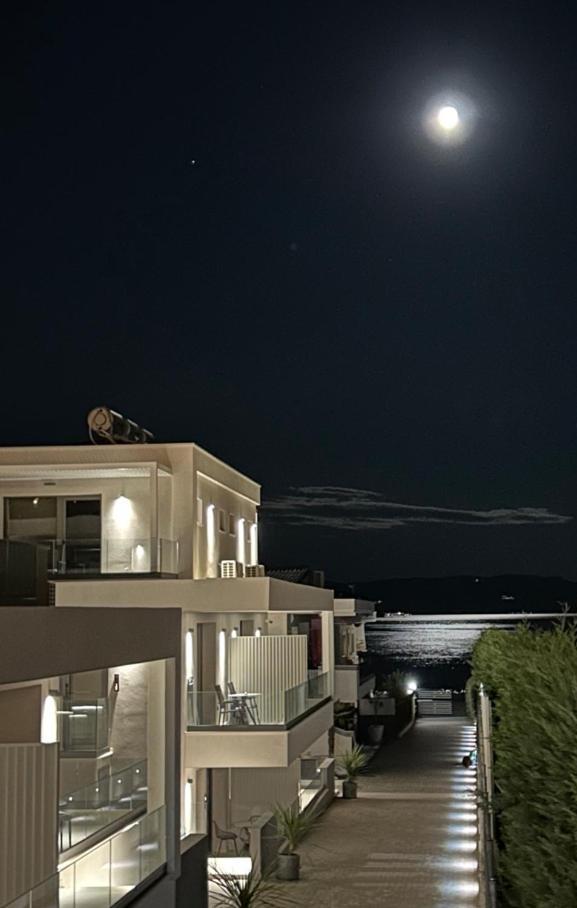 Sealuxe Living Aparthotel Nea Iraklitsa Exterior foto