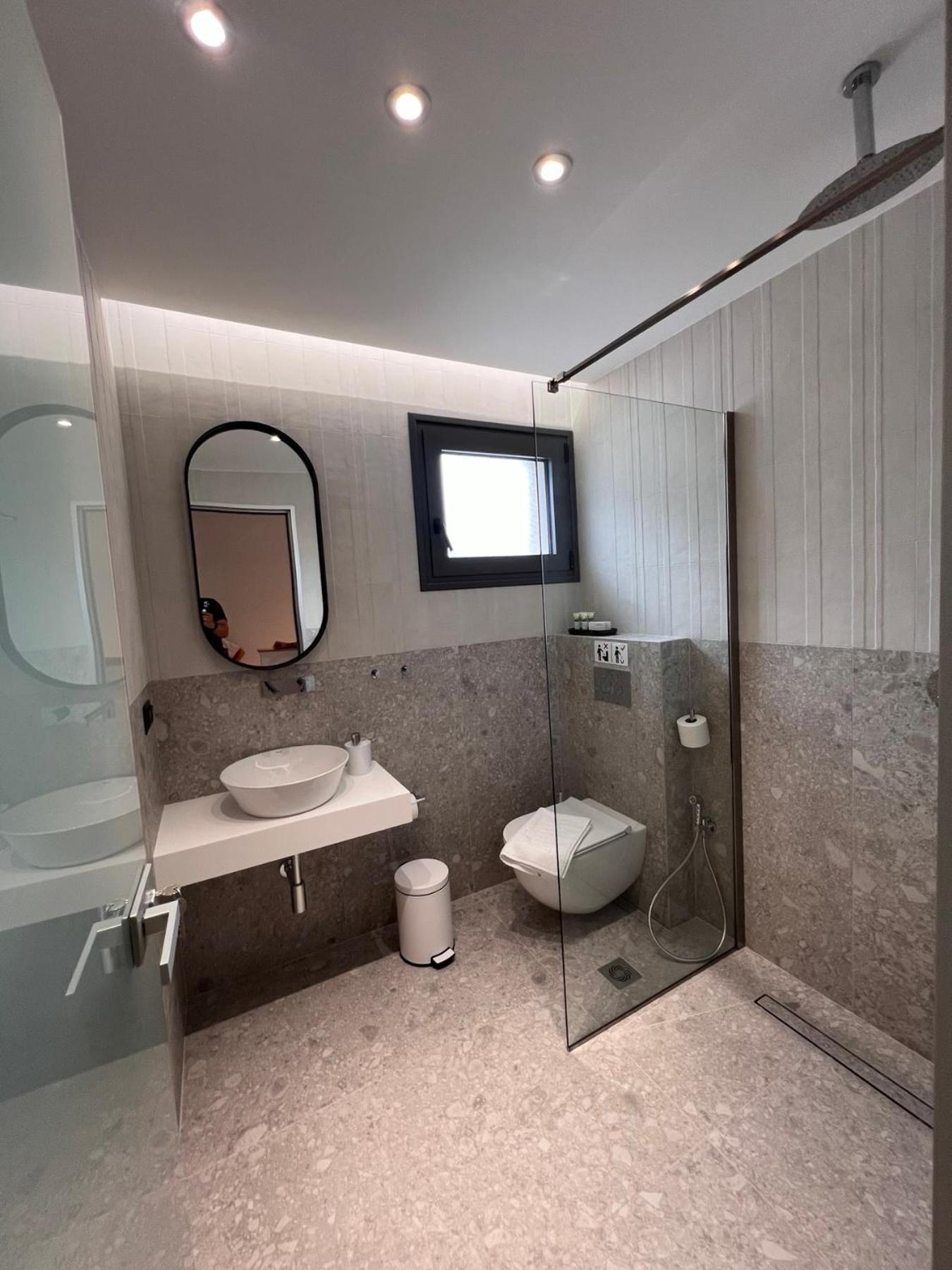 Sealuxe Living Aparthotel Nea Iraklitsa Exterior foto