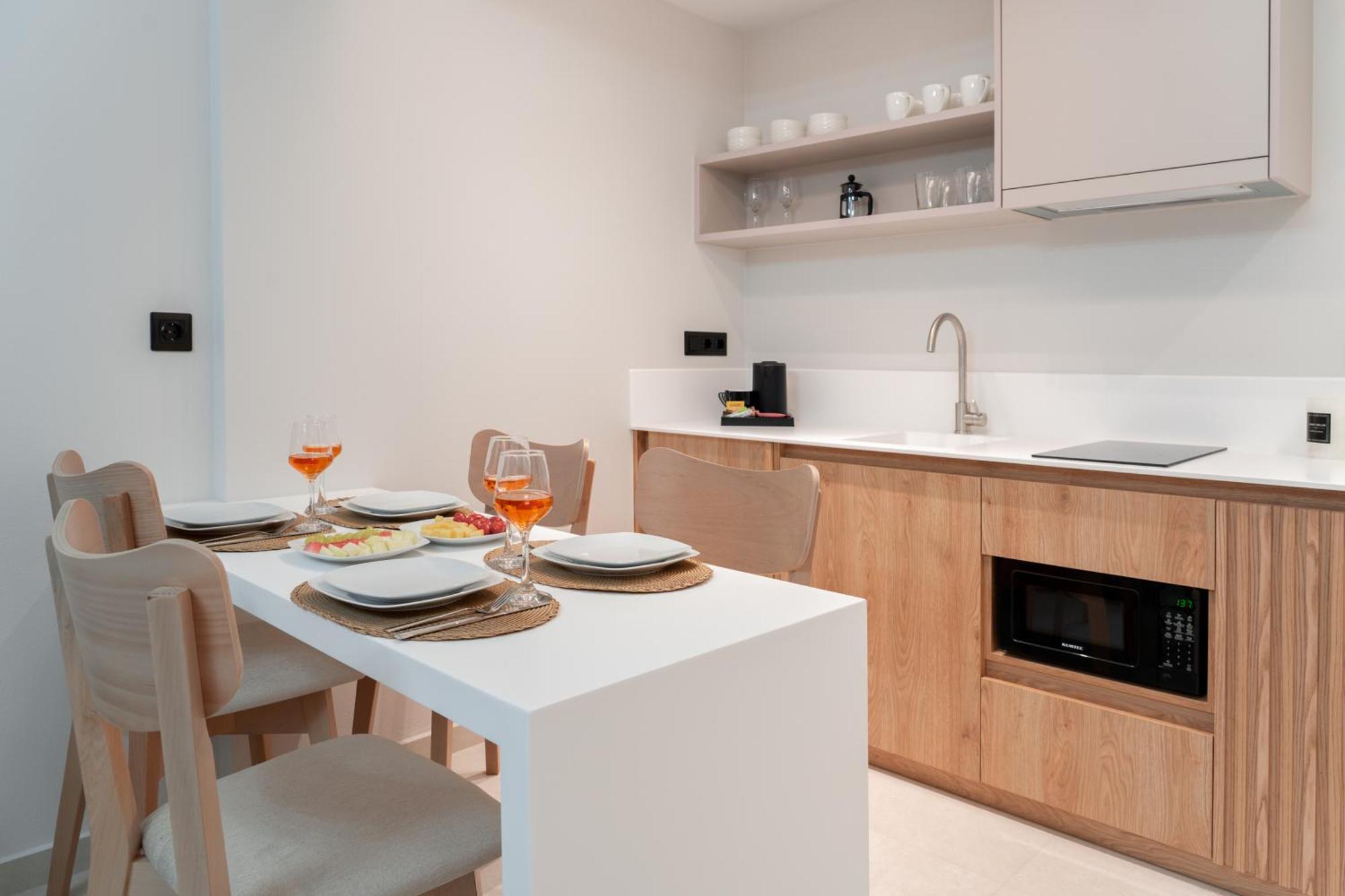 Sealuxe Living Aparthotel Nea Iraklitsa Exterior foto